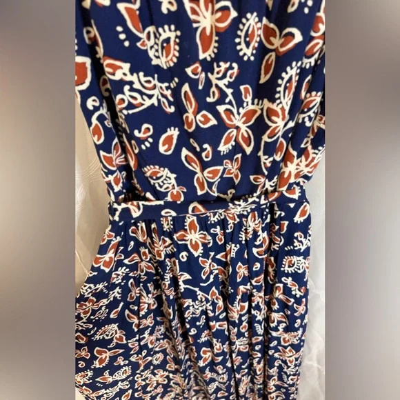 J. Crew | Navy Floral Tie-Waist Maxi Dress | Size 6 - Picture 9 of 11